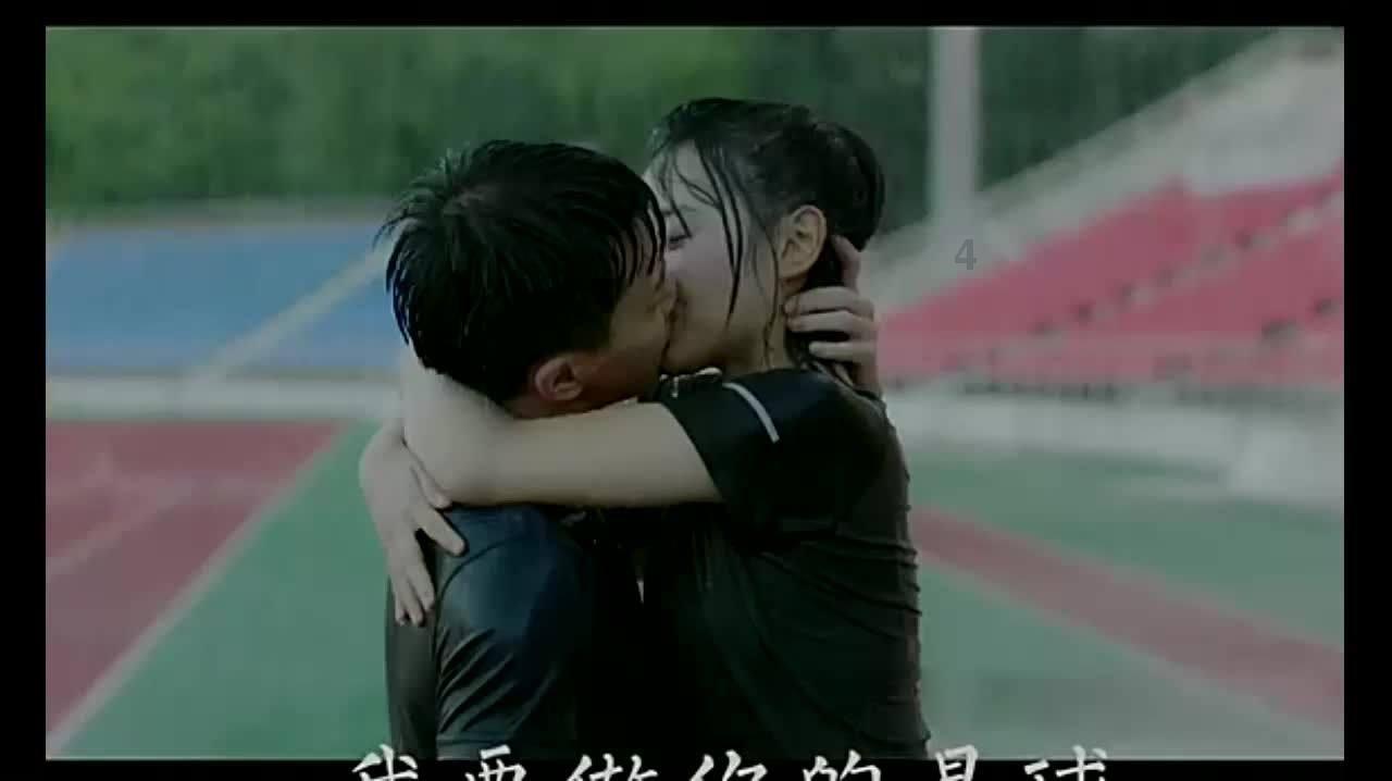 大学女生怎么穿衣服？游戏画面
