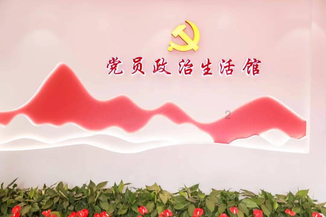 嫂子给我说个媒，准备明天见面认识一下，可我怕说话，上学时就很少和女孩子讲话，这该如何是好？游戏画面
