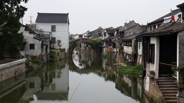 救援可爱少女